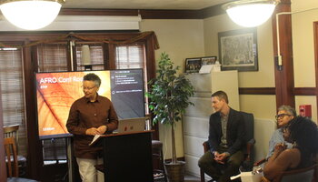 Presenter- Professor Merle Bowen speaking to attendees